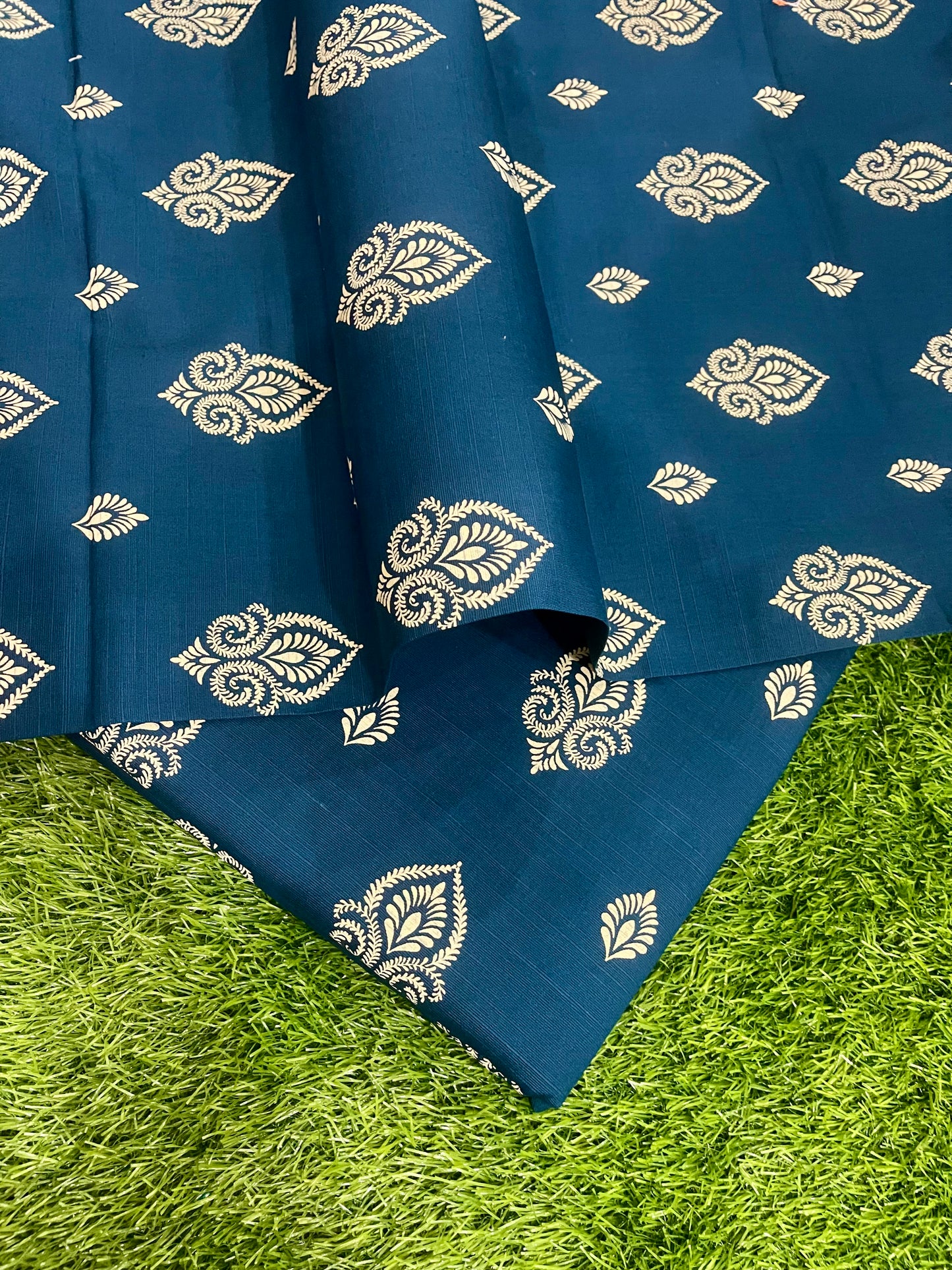 KHADDAR By LIBAS-E-REET(K-0029D)